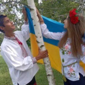 Патріотичний флешмоб «Вишиванка єднає»!